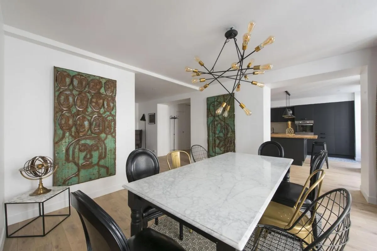 Yacht Apartment Paris France