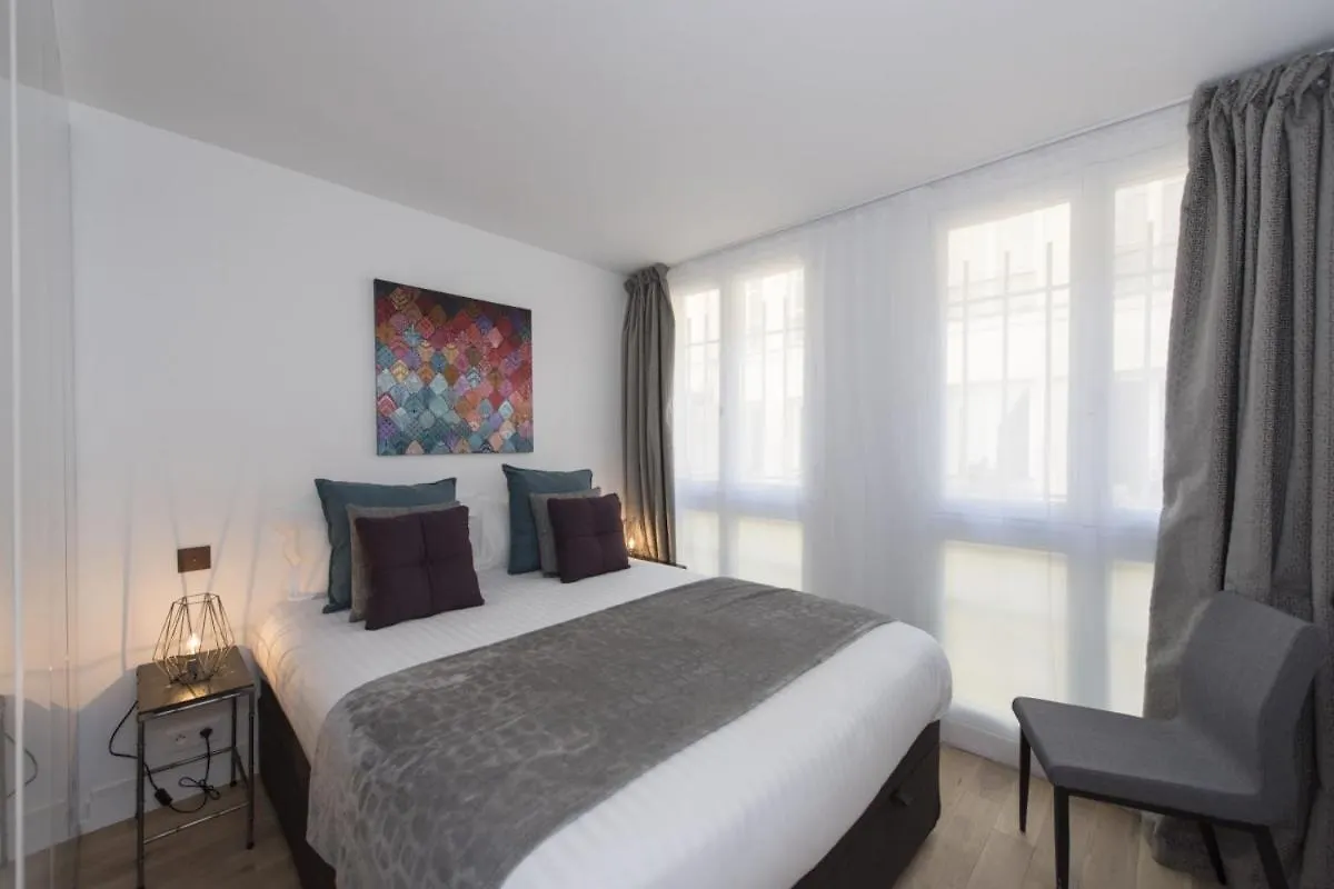 Yacht Apartman Párizs